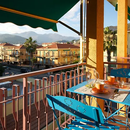 Fornaci 9 Rivieraholiday Apartment Pietra Ligure