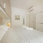 Fornaci 9 Rivieraholiday Apartment *