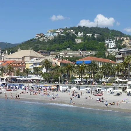 Fornaci 9 Rivieraholiday Daire