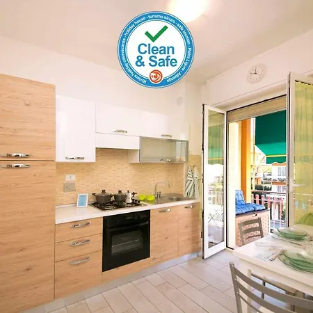 Fornaci 9 Rivieraholiday Apartamento